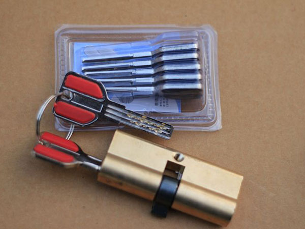 龙里24小时上门开锁公司